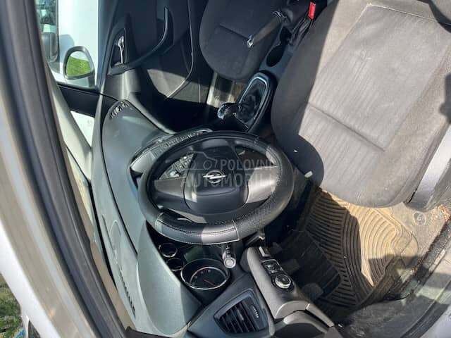 Opel Astra J ASTRA ESSEA16XER