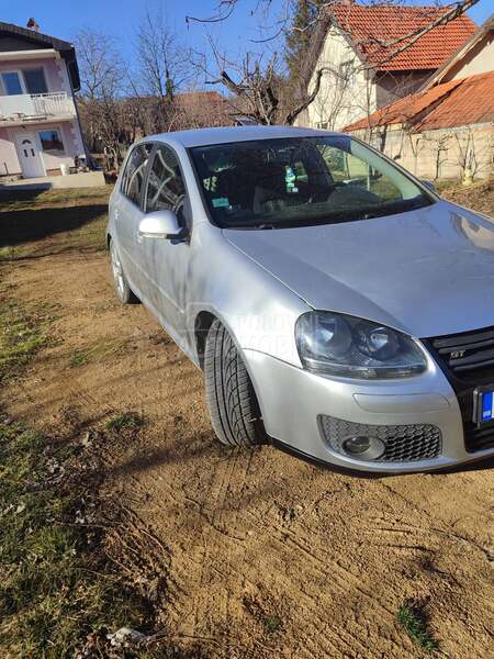 Volkswagen Golf 5 