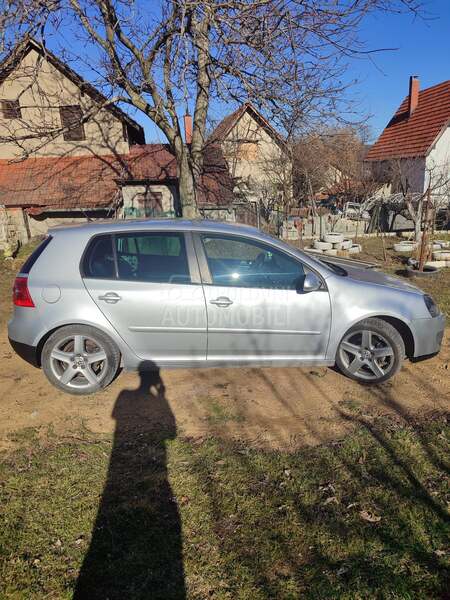 Volkswagen Golf 5 