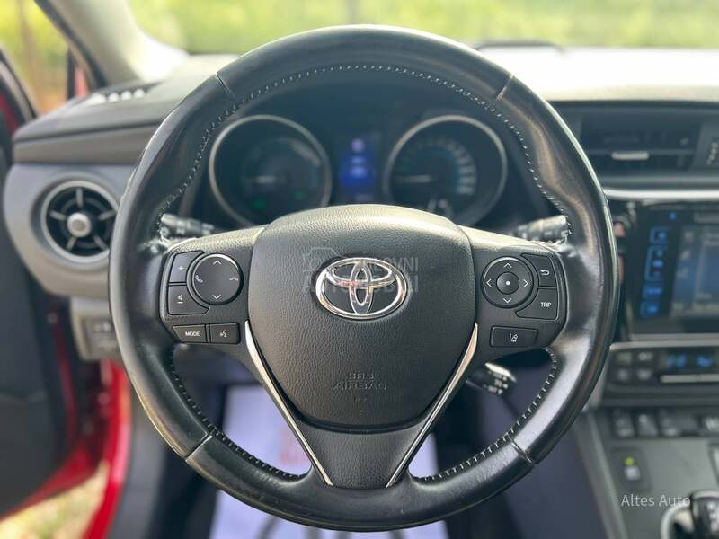 Toyota Auris HYBRID