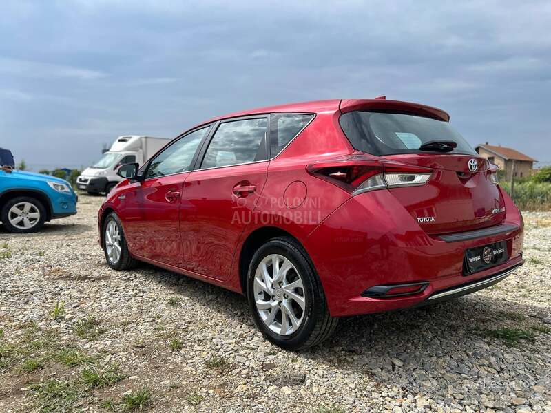 Toyota Auris HYBRID