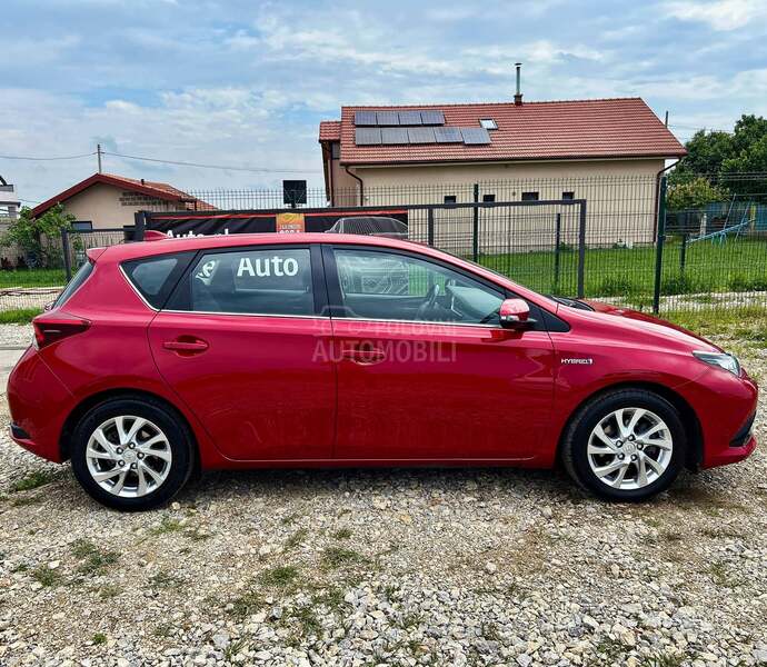 Toyota Auris HYBRID