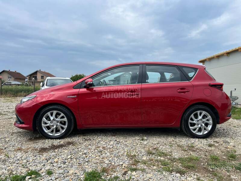 Toyota Auris HYBRID