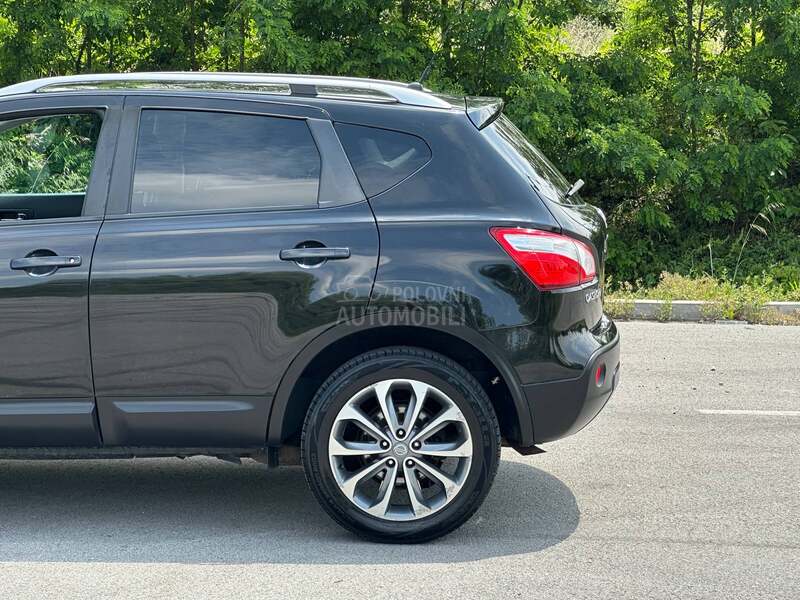 Nissan Qashqai CH/pan0/autōmat
