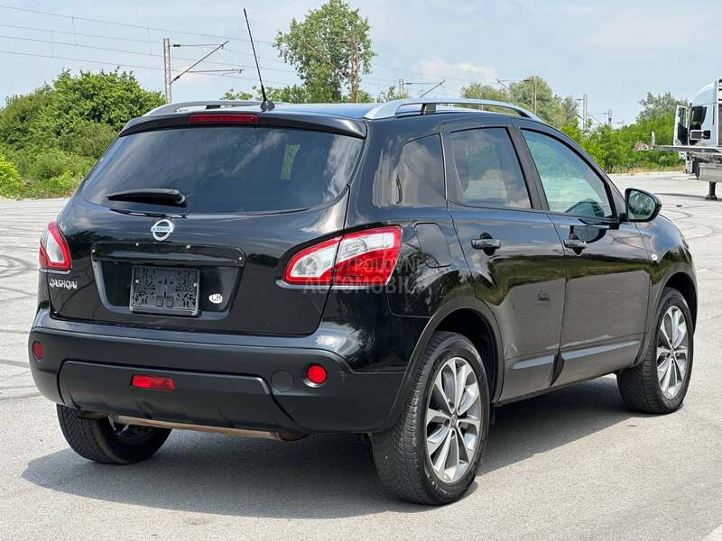 Nissan Qashqai CH/pan0/autōmat