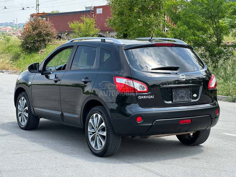 Nissan Qashqai CH/pan0/autōmat
