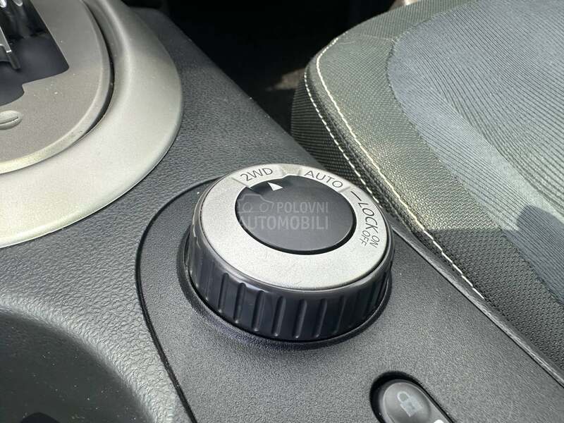 Nissan Qashqai CH/pan0/autōmat