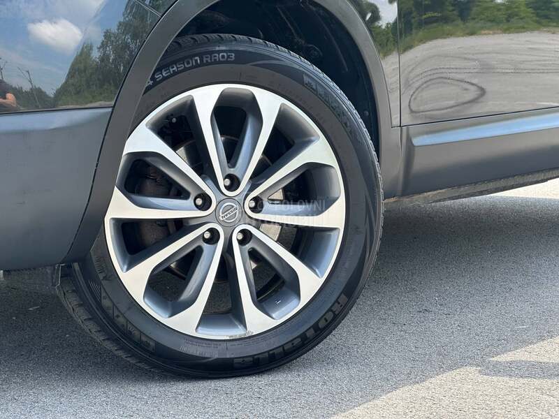 Nissan Qashqai CH/pan0/autōmat