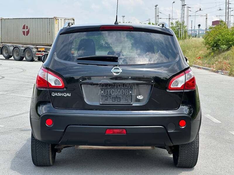 Nissan Qashqai CH/pan0/autōmat
