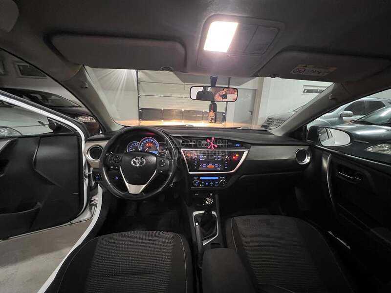 Toyota Auris 1.4 D4-D
