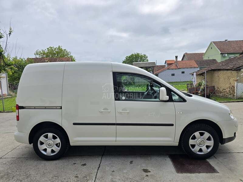 Volkswagen Caddy 1.9 TDI//N O V O//