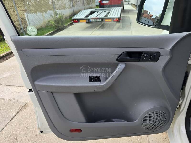 Volkswagen Caddy 1.9 TDI//N O V O//