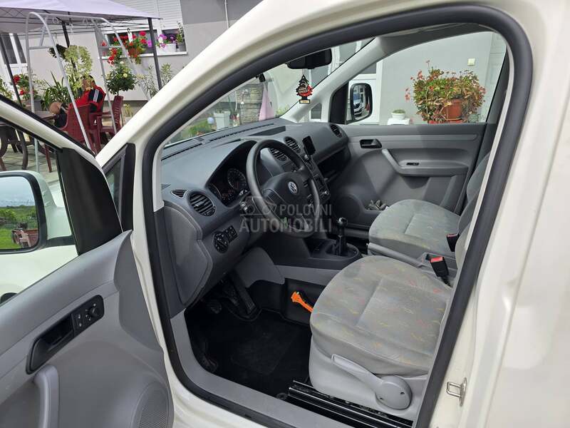 Volkswagen Caddy 1.9 TDI//N O V O//