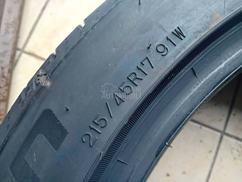 Falken 215/45 R17 Letnja