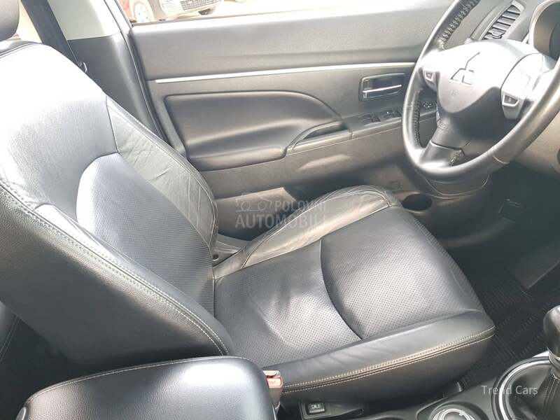 Mitsubishi ASX 1.8 DID P A N O KOZA