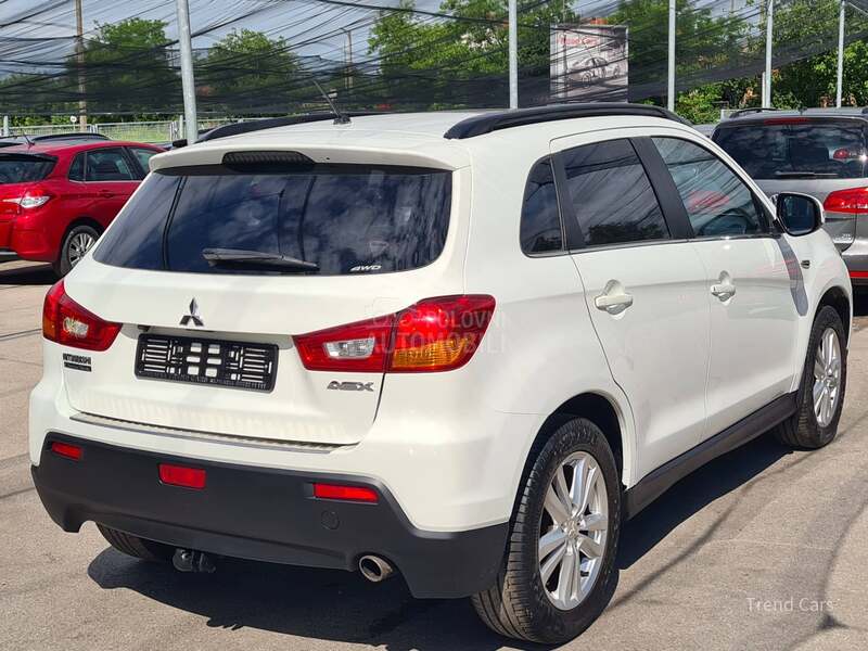 Mitsubishi ASX 1.8 DID P A N O KOZA