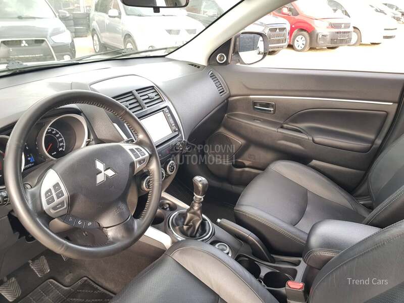 Mitsubishi ASX 1.8 DID P A N O KOZA