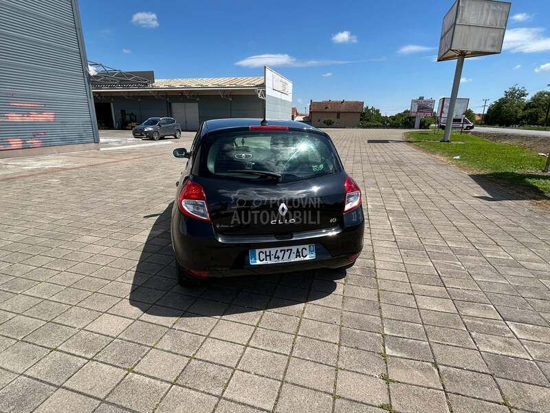 Renault Clio IZVANRED AN