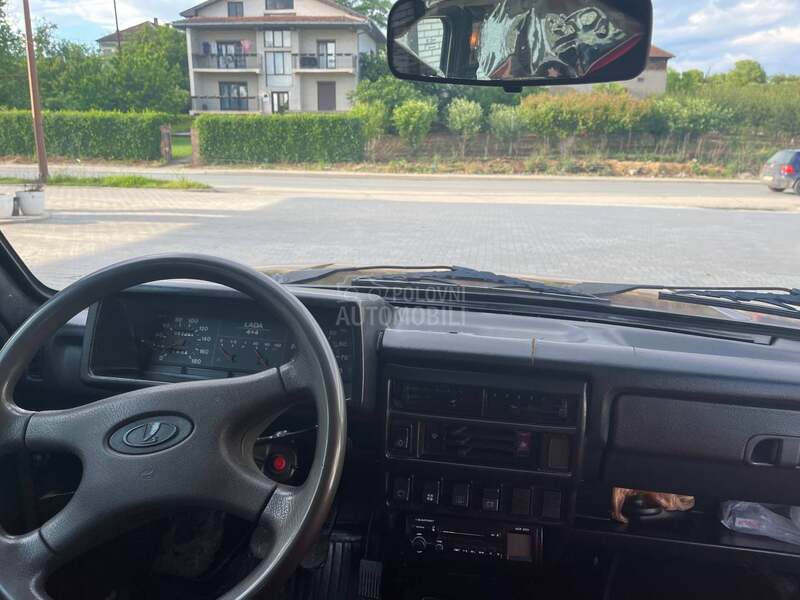 Lada Niva 1.7