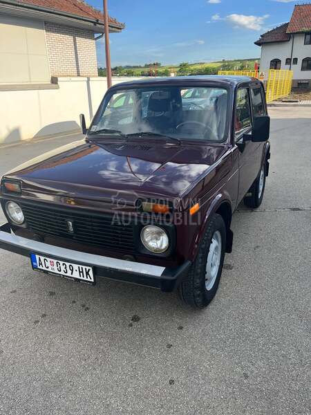 Lada Niva 1.7