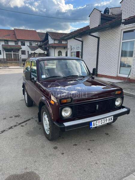 Lada Niva 1.7