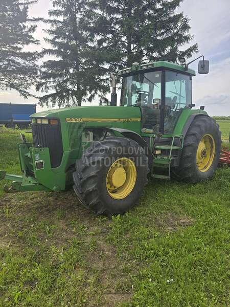 John Deere 8300