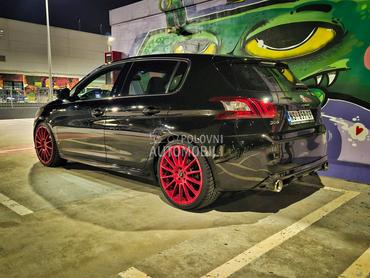 Peugeot 308 GTi 272