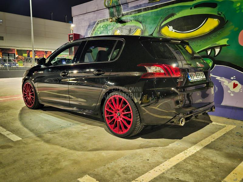 Peugeot 308 GTi 272