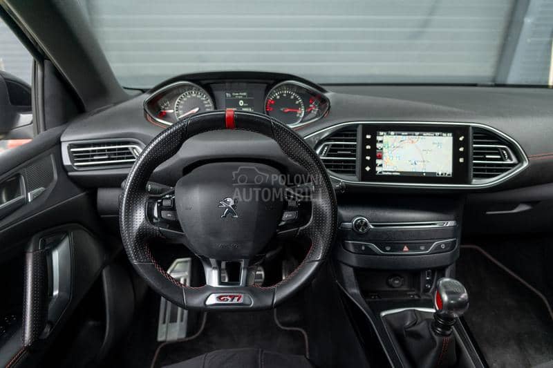 Peugeot 308 GTi 272