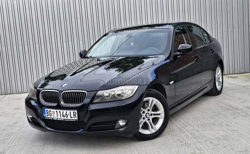 BMW 318 N A V I