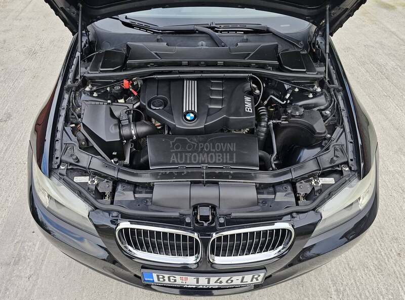 BMW 318 N A V I