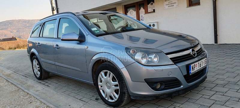 Opel Astra H 
