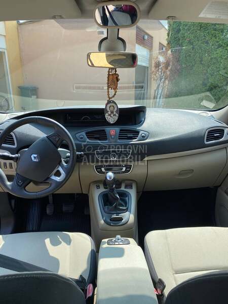 Renault Scenic 1.5 dci