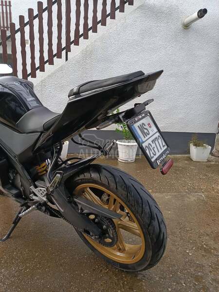 Yamaha YZF R125