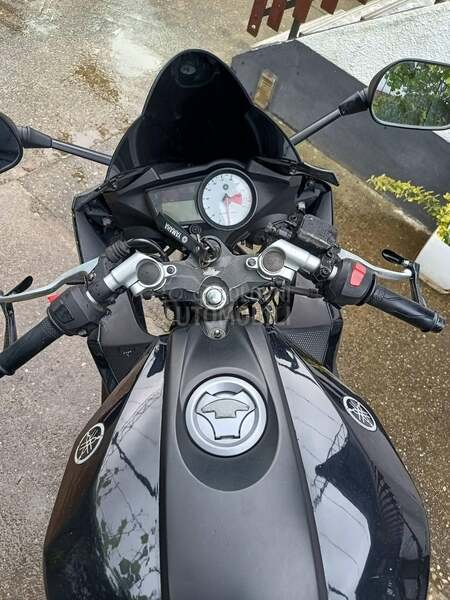 Yamaha YZF R125