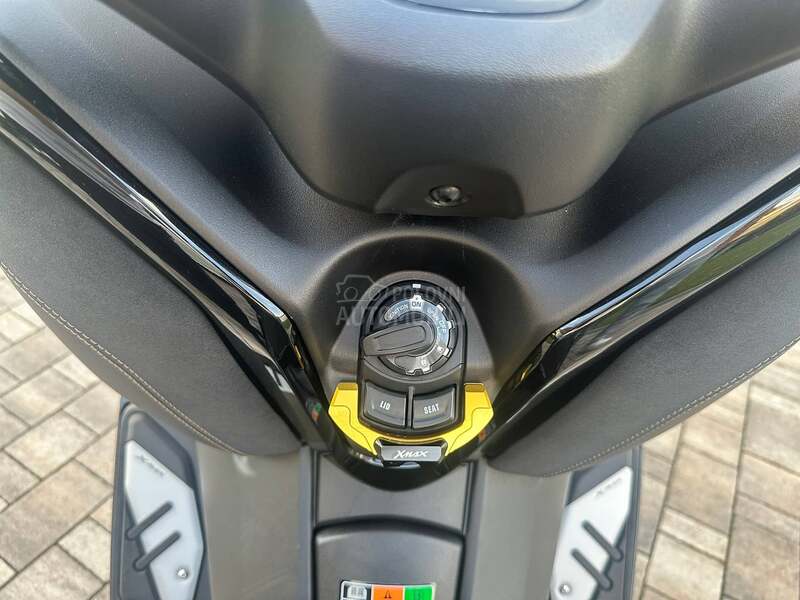 Yamaha x max tech max