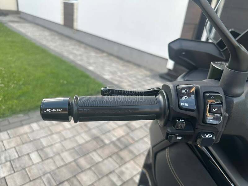 Yamaha x max tech max
