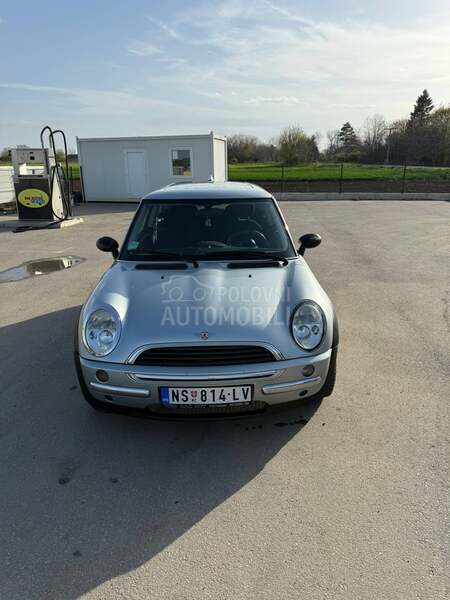 MINI One 