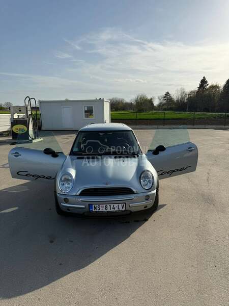 MINI One 