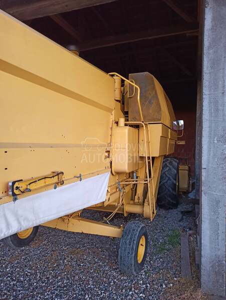 New Holland 8030