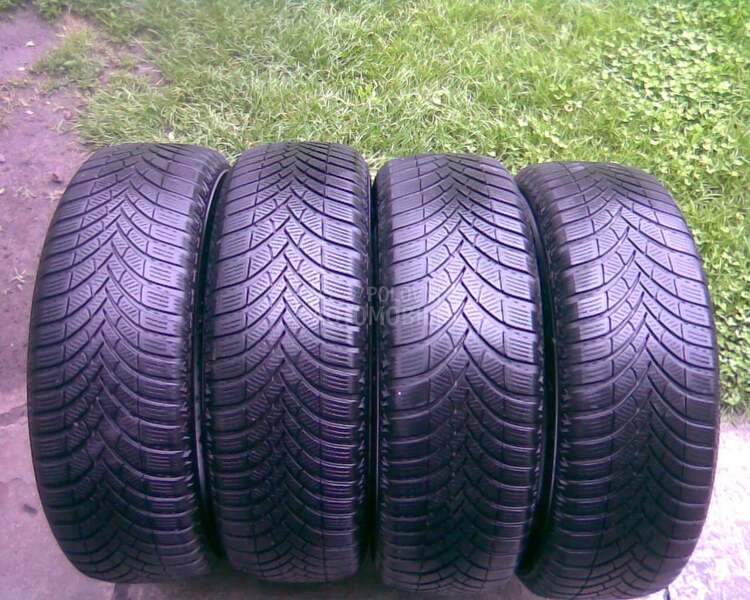 Semperit 215/70 R16 Sve sezone