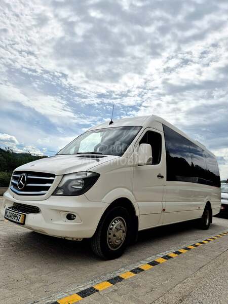 Mercedes Benz sprinter