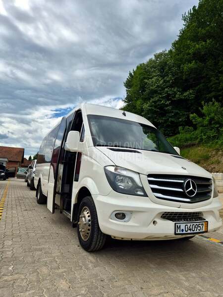 Mercedes Benz sprinter