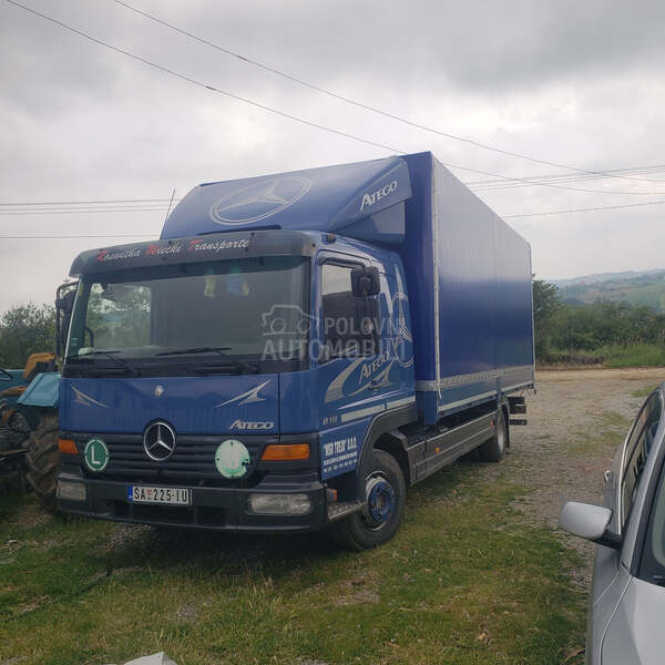 Mercedes Benz 818