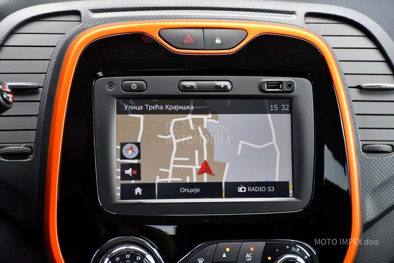 Renault Captur TCe / BAŠ N0V / CH