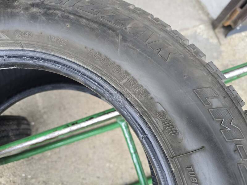 Bridgestone 195/65 R15 Zimska
