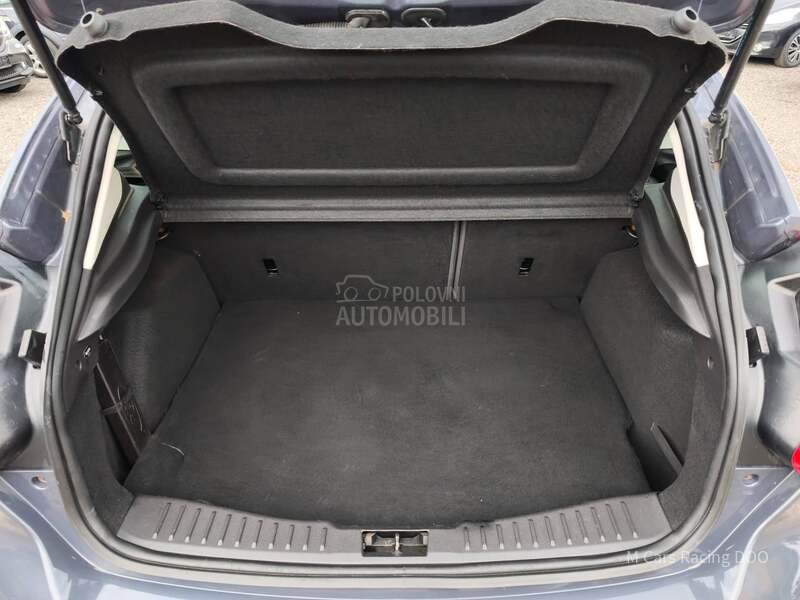 Ford Focus 1.6 i TREND CH