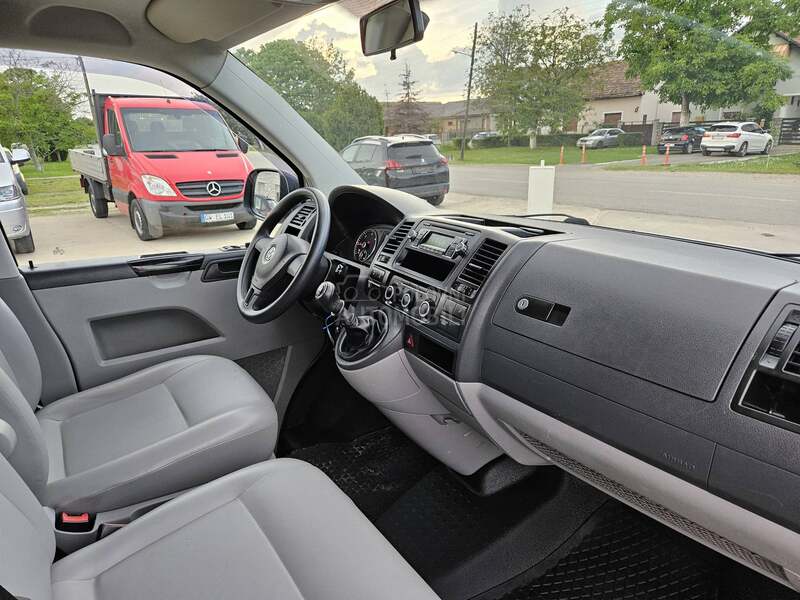 Volkswagen Transporter 