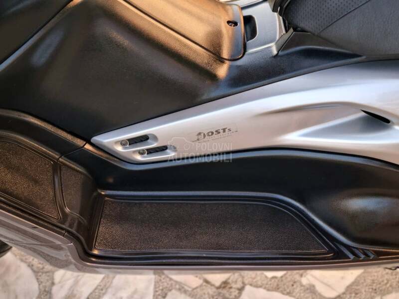 Yamaha T MAX SALONSKO STANJE