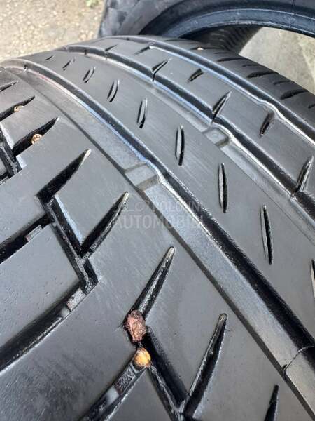 Continental 235/45 R17 Letnja